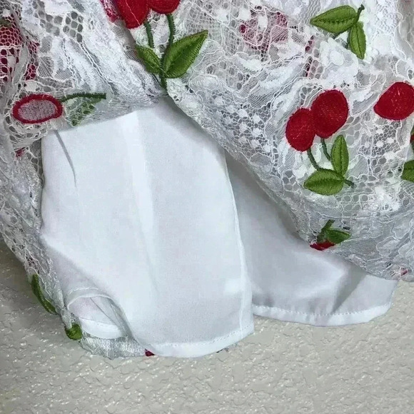 Show Me Your MuMu Lace Cherries Min Dress Off Shoulder White And Red Short NEW - Picture 4 of 9